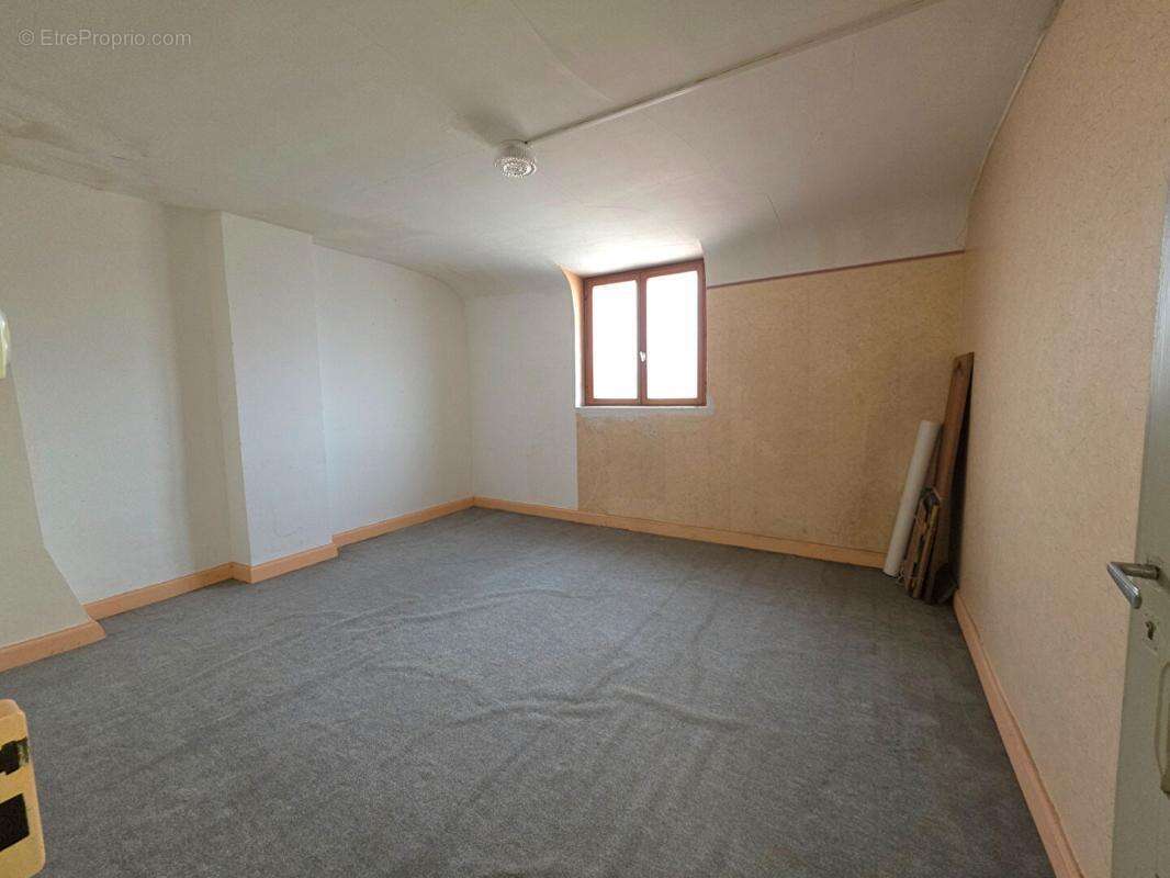 Maison Hirson 6 pièce(s) 150 m2 - photo 9