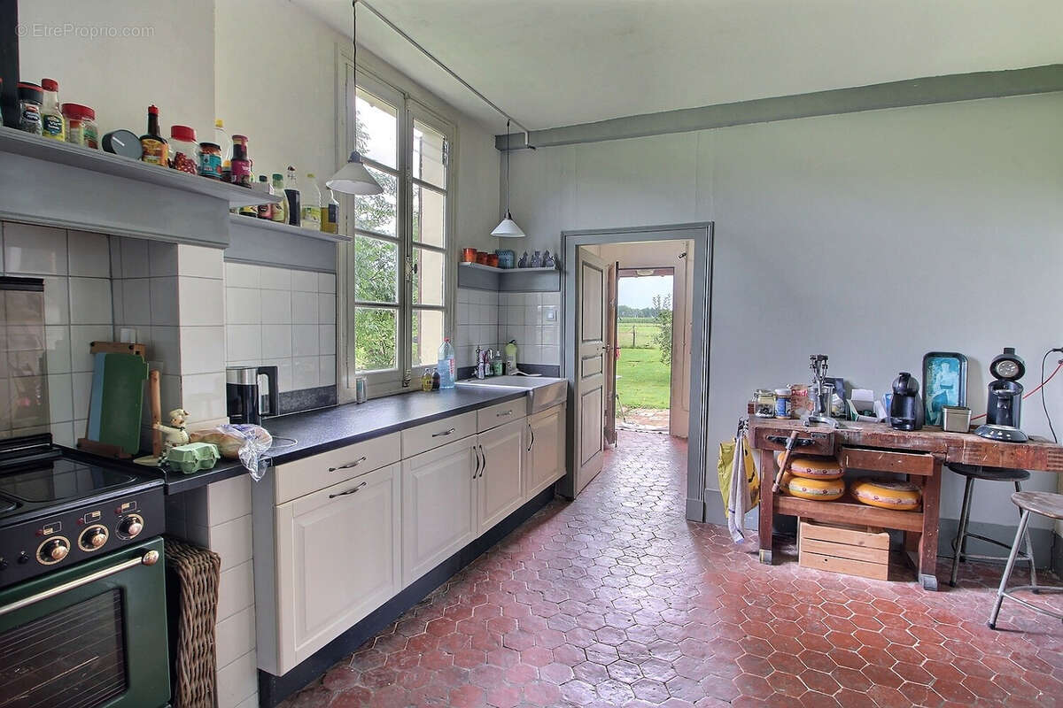 Maison à CHESSY-LES-PRES