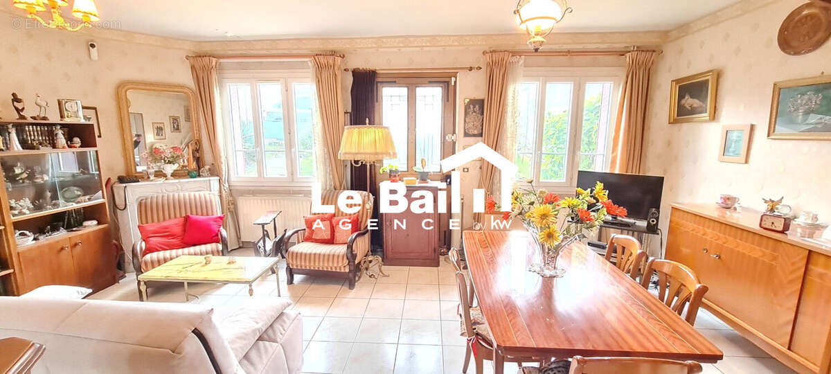 Maison à OSNY