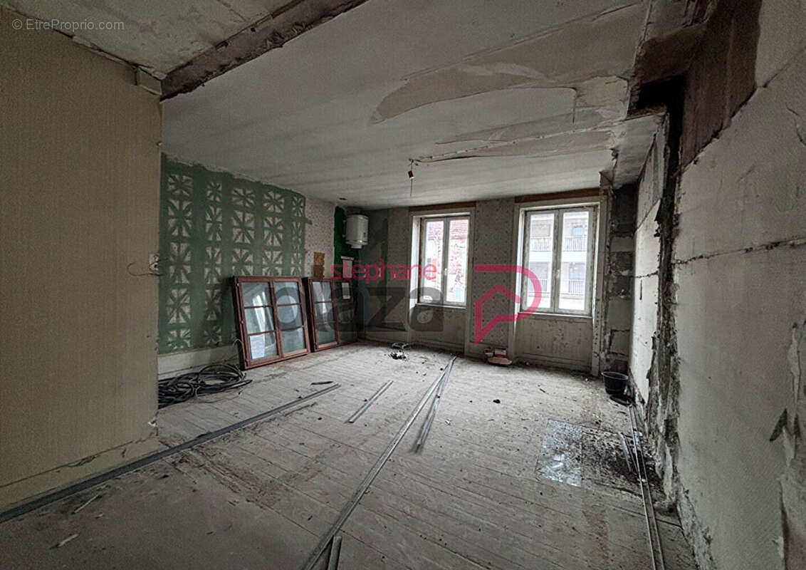 Appartement à CHAMPAGNOLE