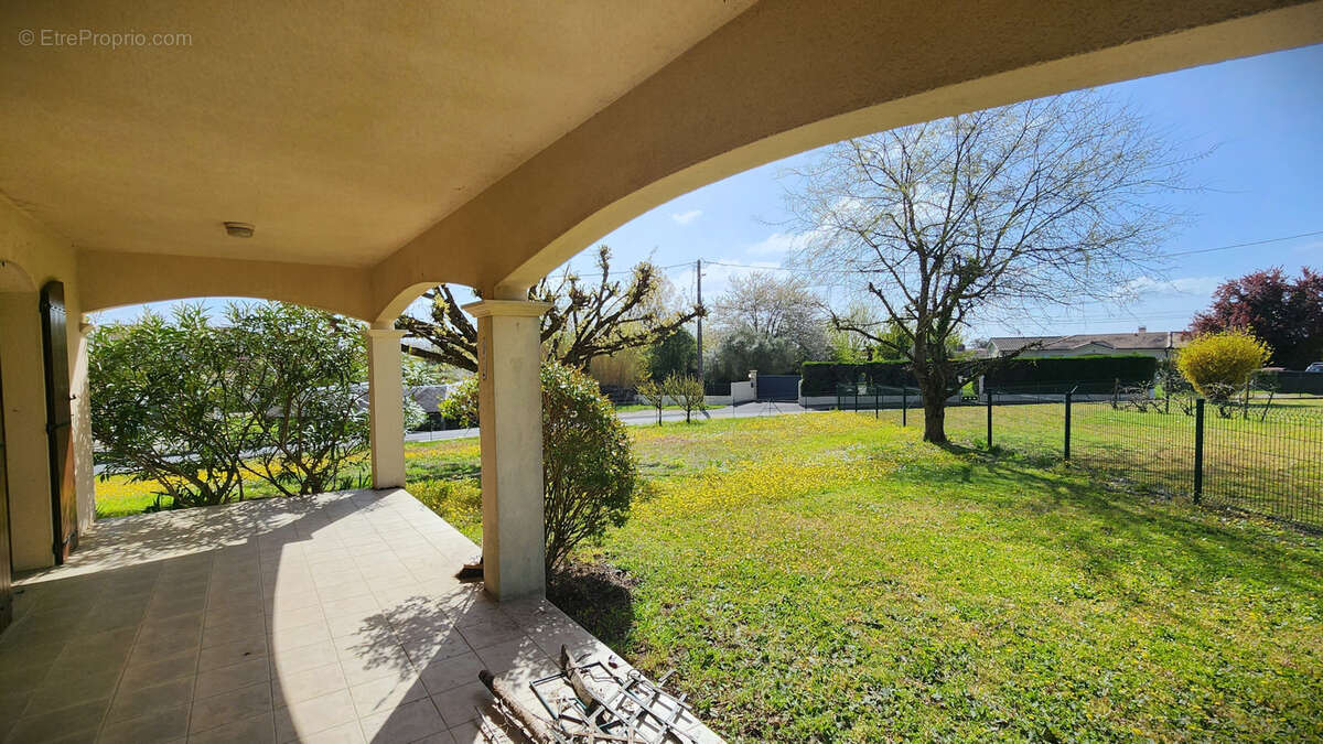 Maison à SAINT-ANDRE-DE-CUBZAC