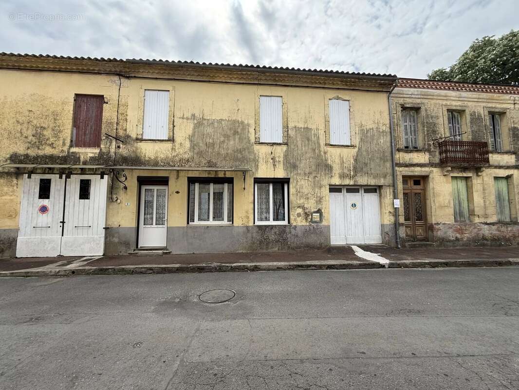 Appartement à ETAULIERS