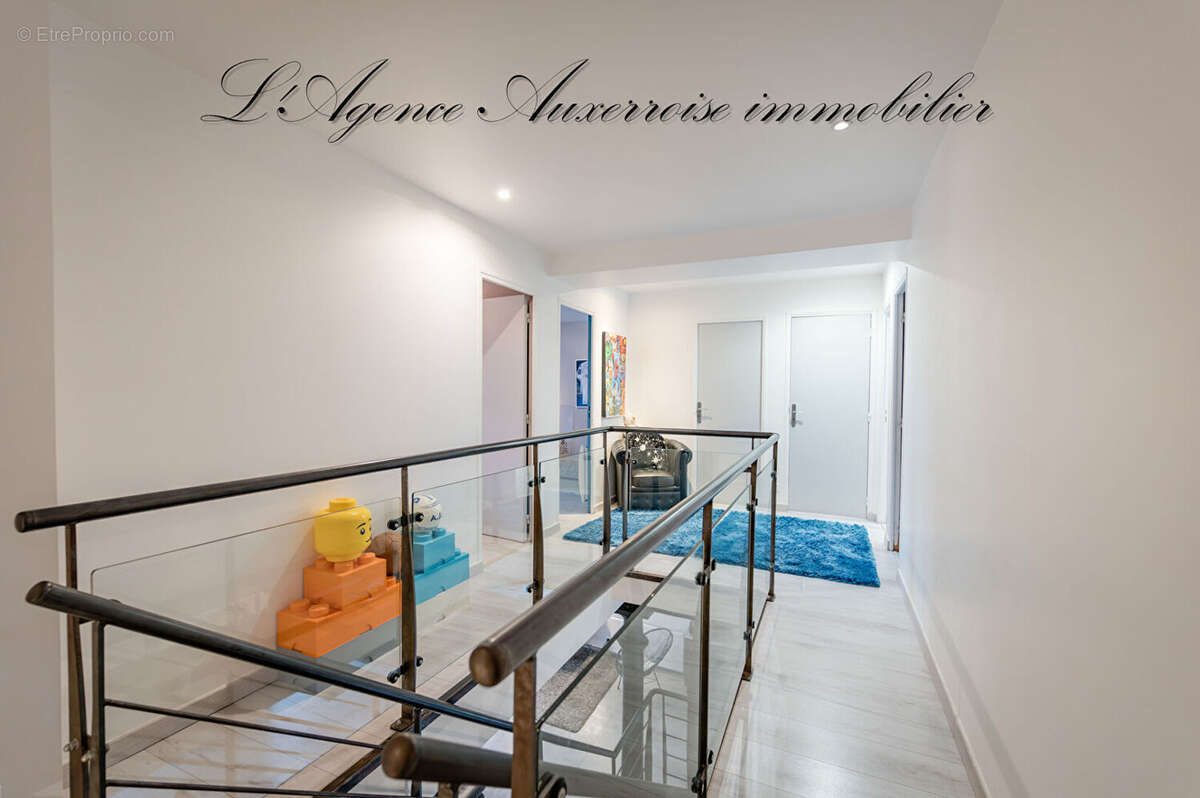Maison à CEZY