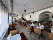 Commerce à SARTROUVILLE