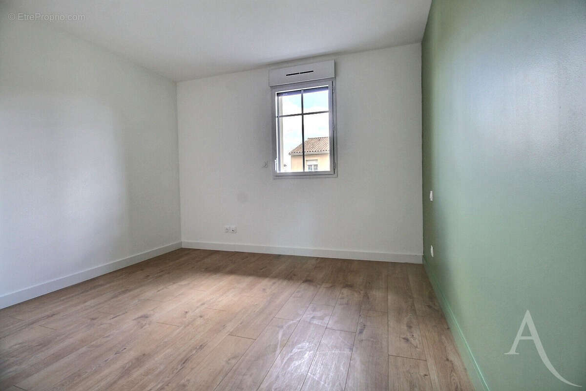 Maison à VILLENAVE-D'ORNON