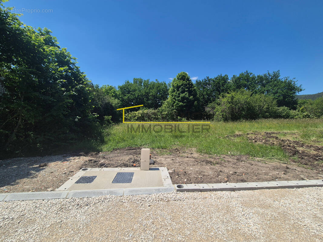 Terrain à DIEULEFIT