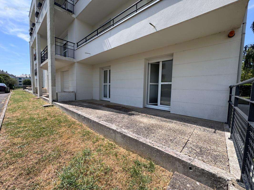 Appartement à vendre 3 pièces SAINT CYR SUR LOIRE (37) - photo 6