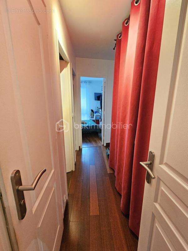 Appartement à COUBRON
