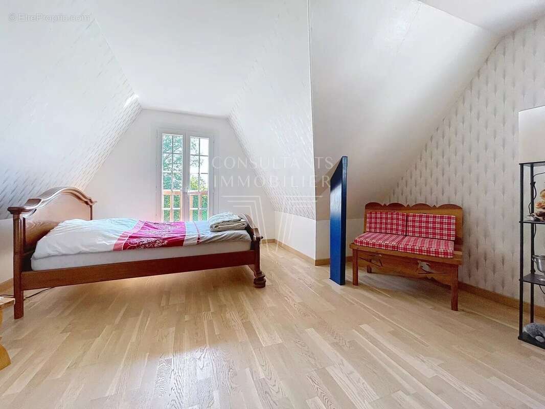 Maison à PONT-L&#039;EVEQUE