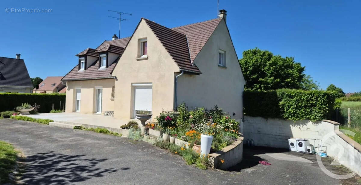 Maison 175 m² à Bargny  - photo 2