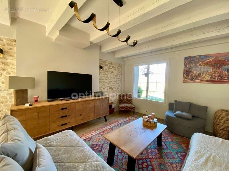 Maison à SAINT-JUST-EN-BRIE