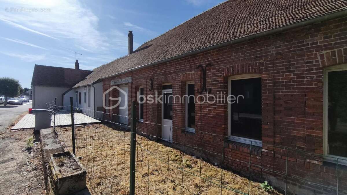 Local commercial avec licence iv - photo 15