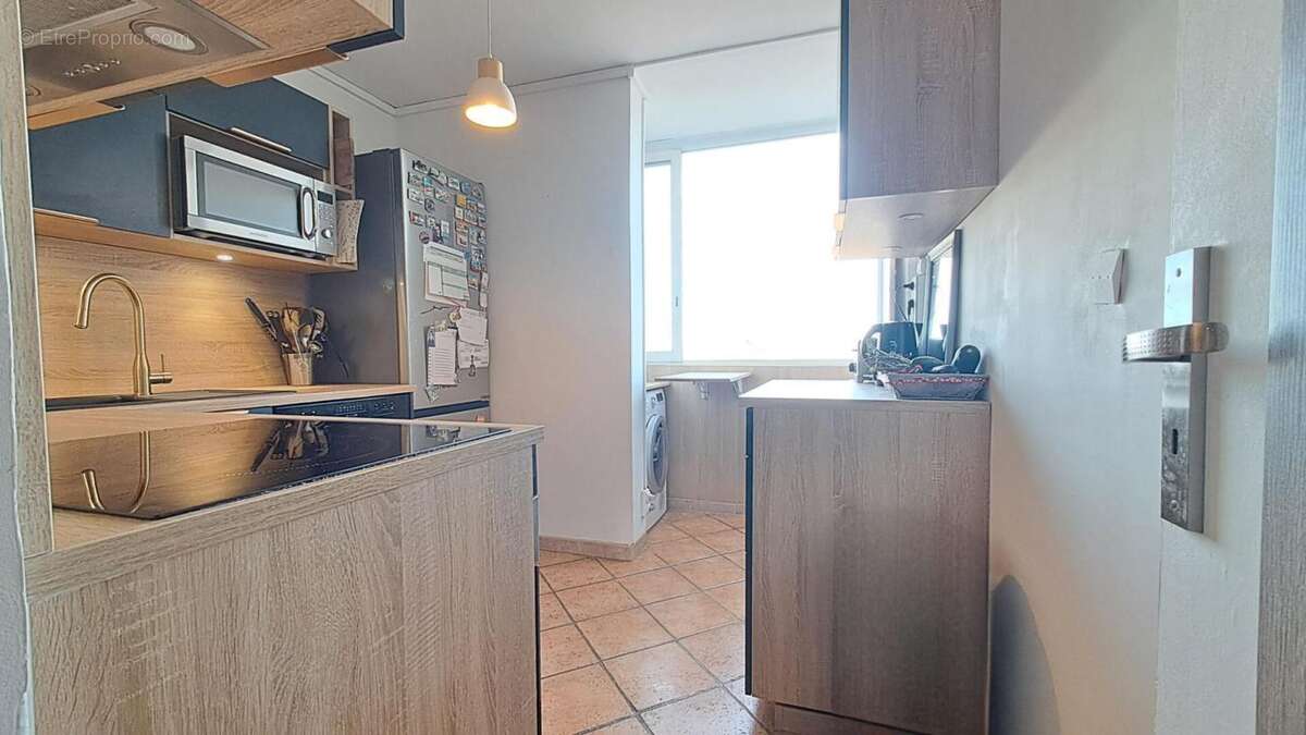 Appartement à MARSEILLE-9E