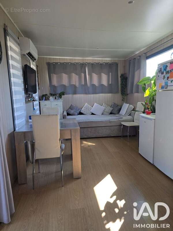 32 m² à Saint-Pardoux-Isaac  - photo 4