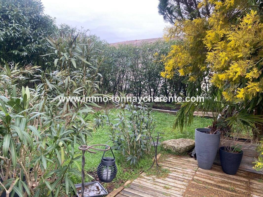 Maison à TONNAY-CHARENTE