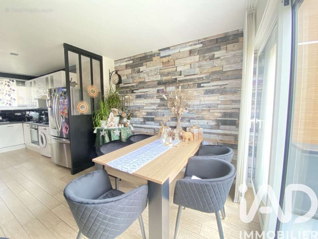 Photo 3 - Appartement à BRIE-COMTE-ROBERT