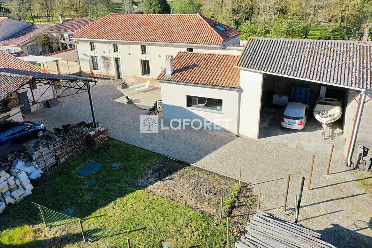 Maison à BERCLOUX