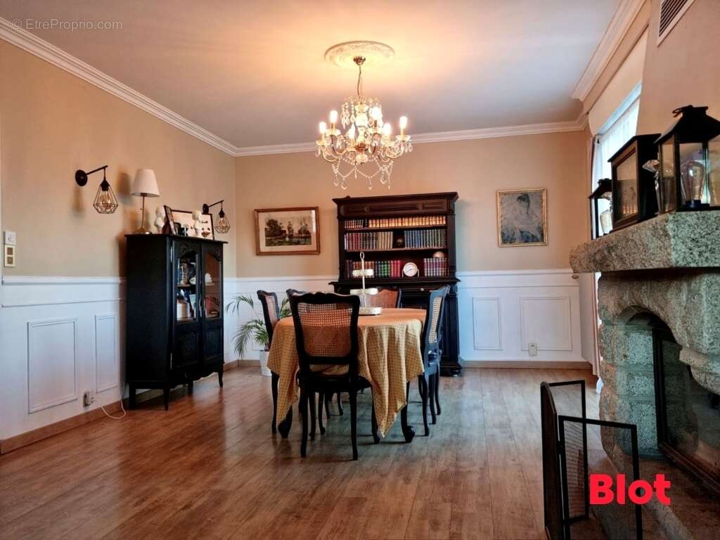 Maison 173 m² à Meneac  - photo 4