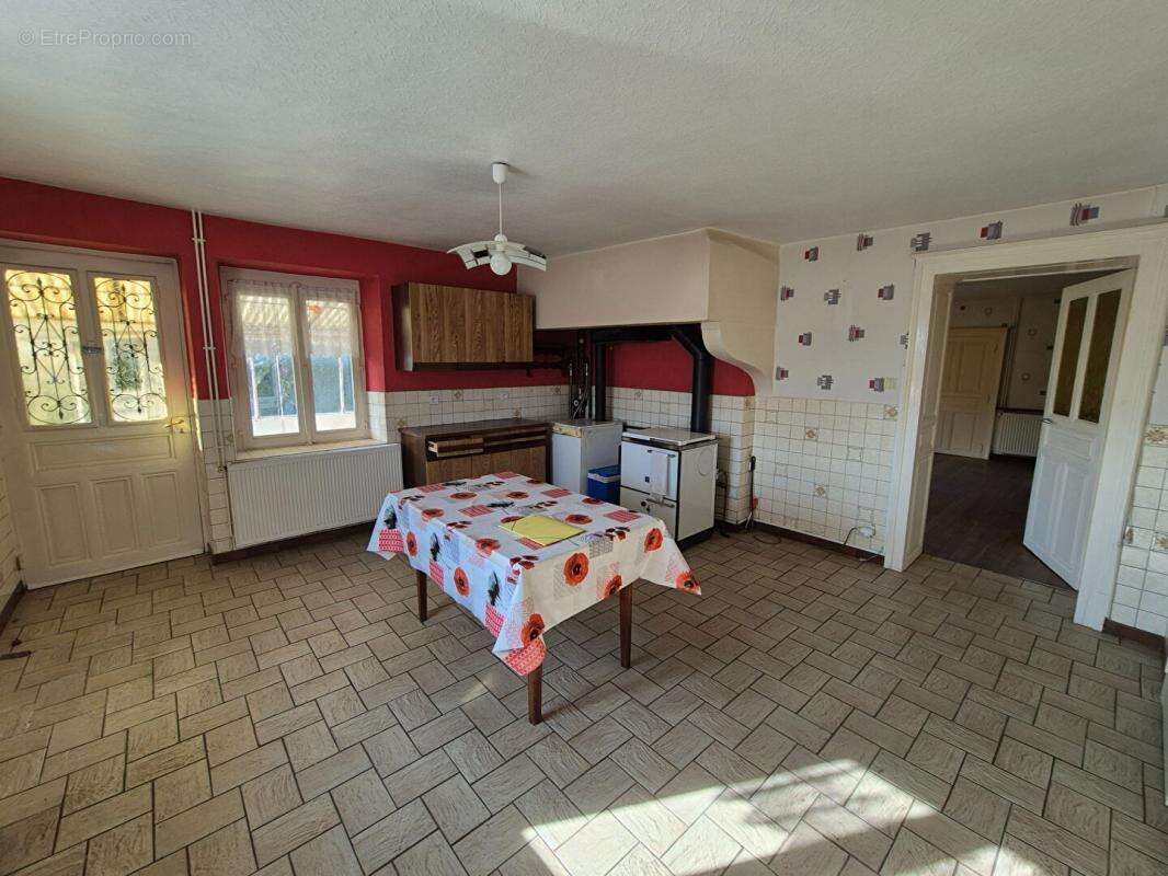 Maison à SAINTE-MARIE-EN-CHANOIS