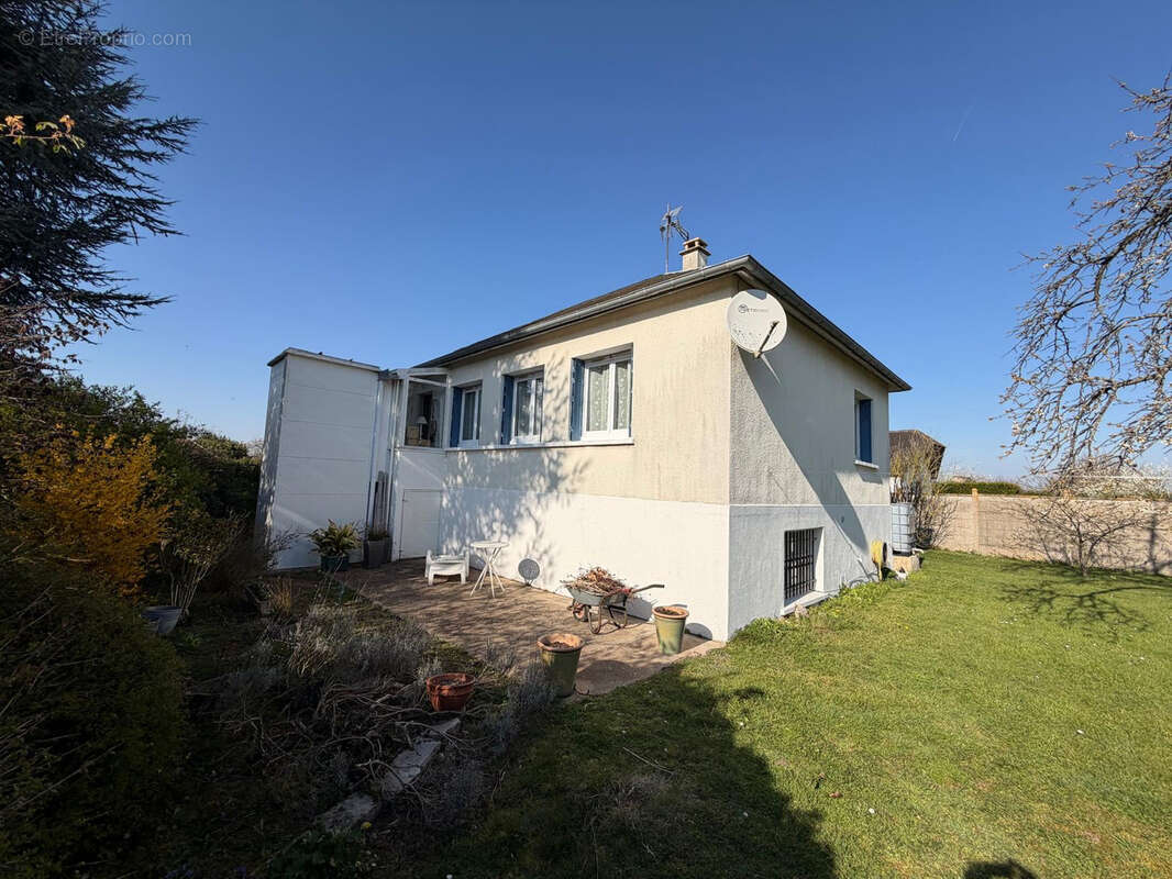 Maison de plain-pied avec ascenseur sur sous-sol total - Proche Bréval et sa gare - photo 17