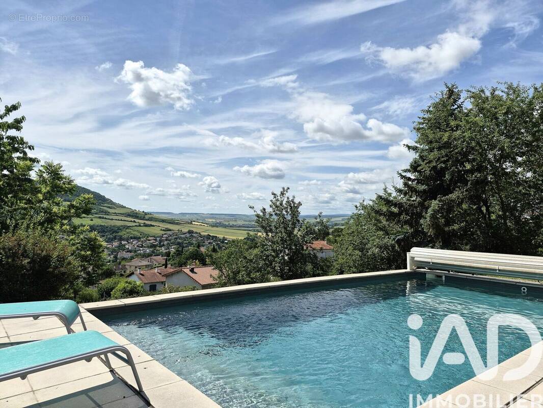 Photo 1 - Maison à VEYRE-MONTON