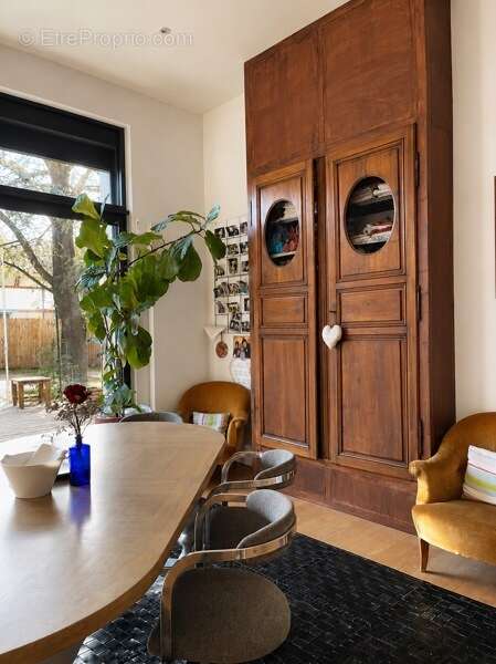Maison de ville de 8 pièces principales - photo 8