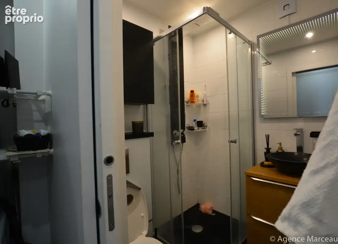 2 Pièces de 29m2 à Courbevoie Marceau - photo 4