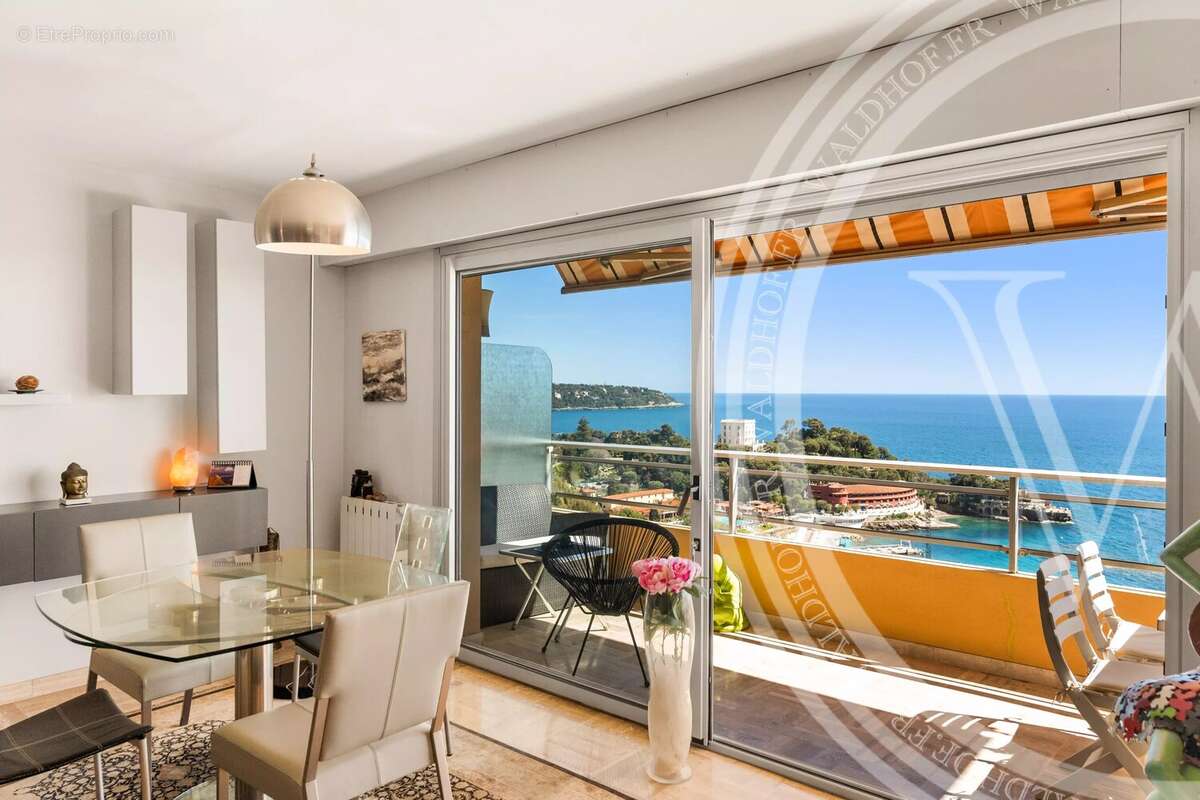 Appartement à ROQUEBRUNE-CAP-MARTIN
