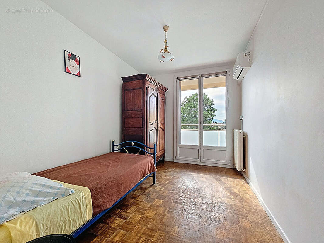 Appartement à MARSEILLE-12E