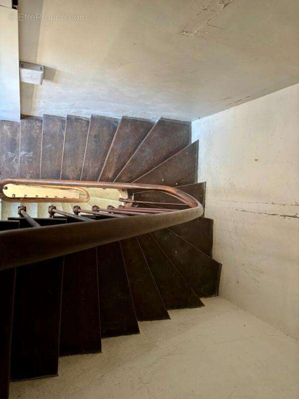Appartement à LA CHARITE-SUR-LOIRE