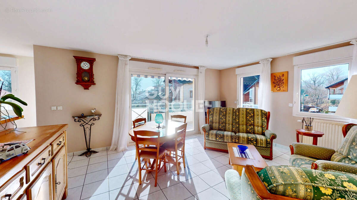 Appartement à SAINT-JORIOZ