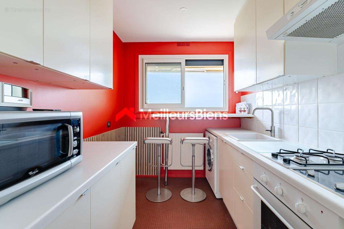 Appartement à PARIS-20E