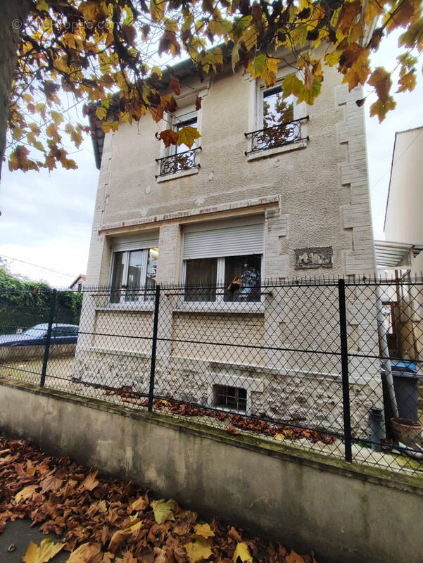 Maison à AULNAY-SOUS-BOIS