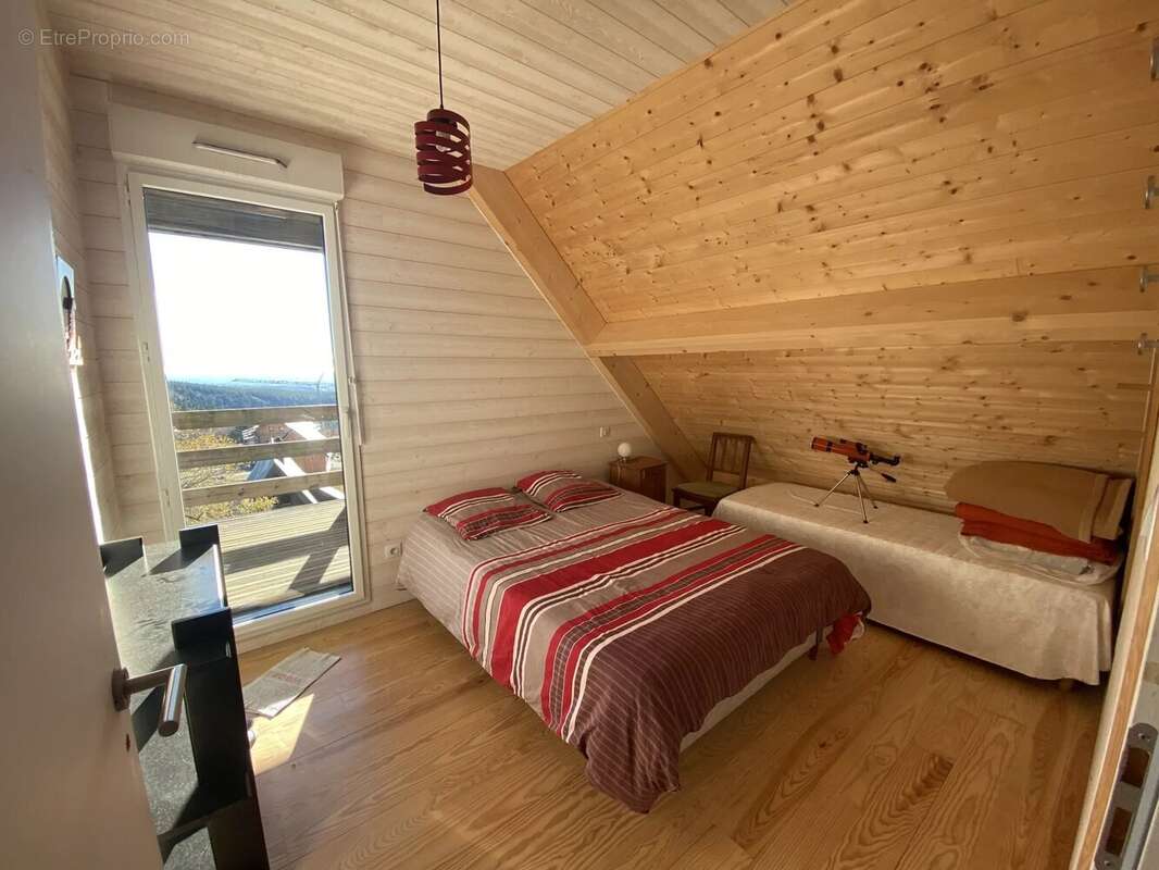 Maison à CHASTREIX
