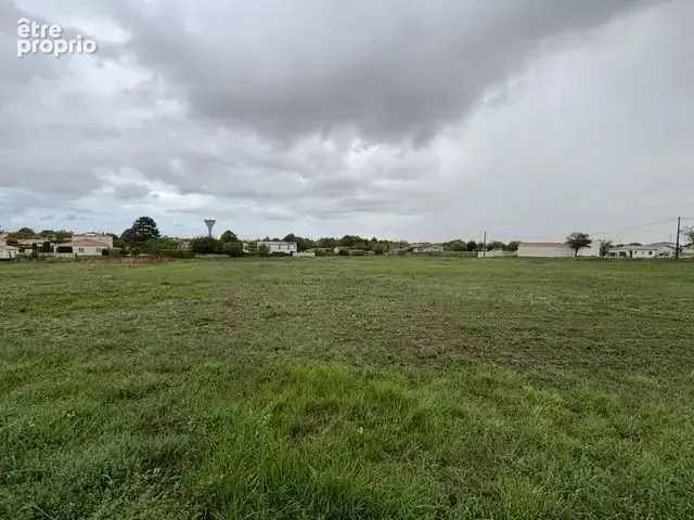 Terrain à bâtir de 266 m² à MESCHERS-SUR-GIRONDE (17) - photo 1