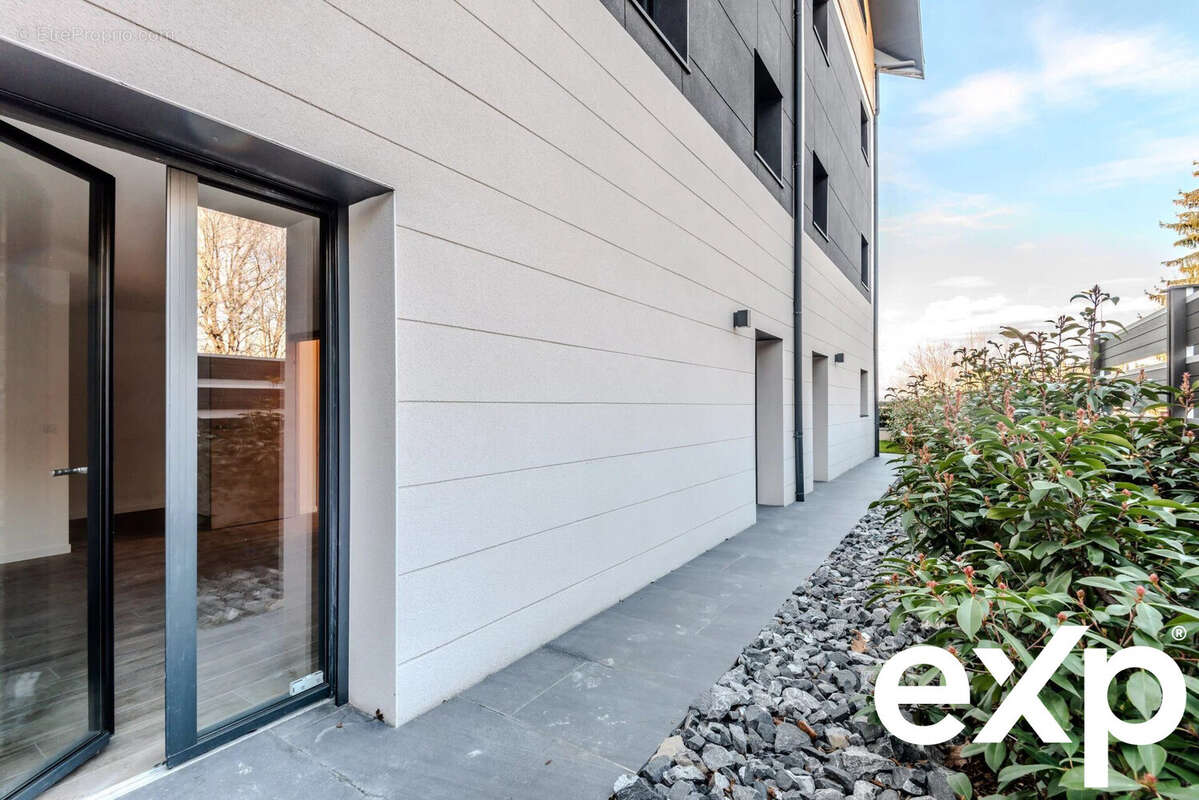 Appartement à NEUVECELLE