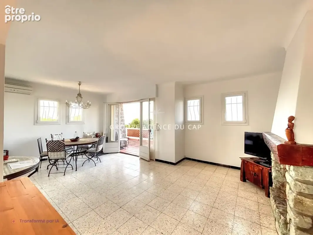 Les issambres, ville tres belle vue mer, 4 chambres garage et piscine, terrain de 1225m² - photo 8