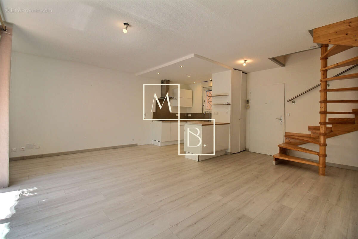 MONTPELLIER, La Martelle, secteur Montpellier Village, Appartement DUPLEX 3 pièces avec jardin privatif et par - photo 6