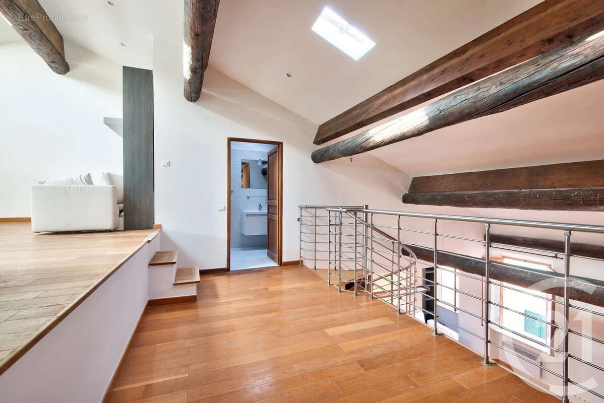 Appartement à VILLEFRANCHE-SUR-MER