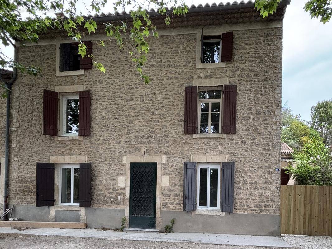 Appartement à CAUMONT-SUR-DURANCE