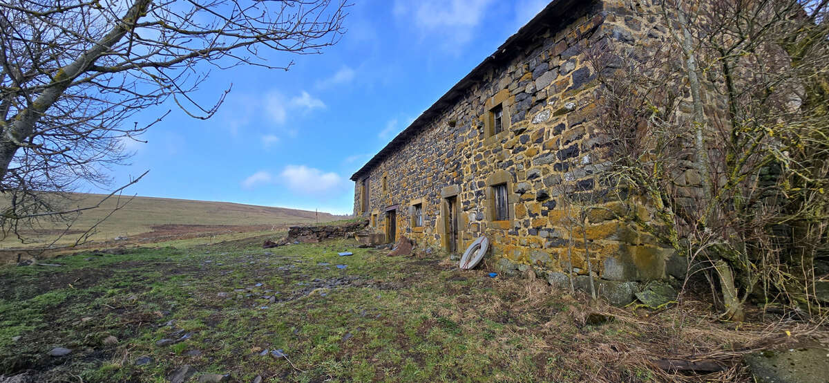 Maison à CHAMPCLAUSE