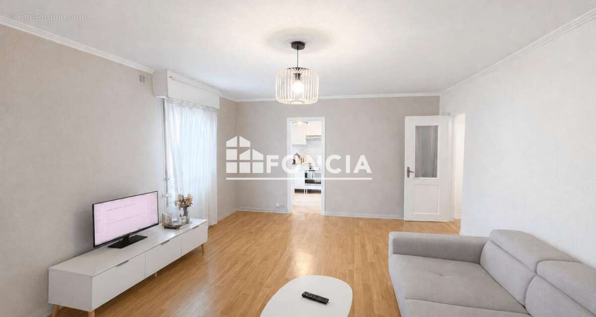 Appartement à VELIZY-VILLACOUBLAY