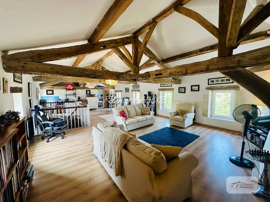 Une Élégante Maison de Maître au Cœur du Vignoble de Dordogne - photo 38