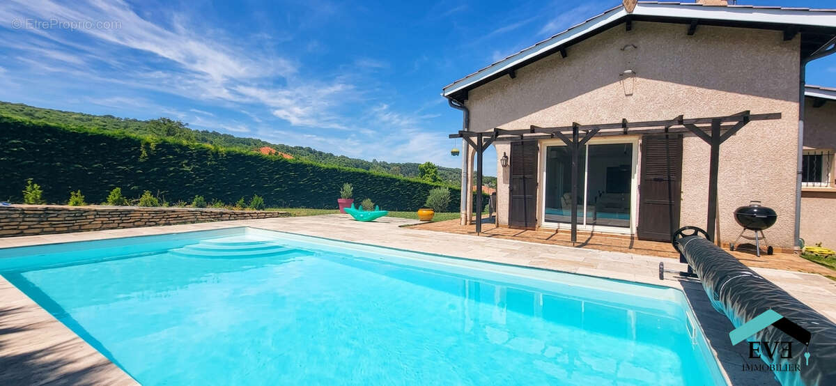 Maison à JARDIN