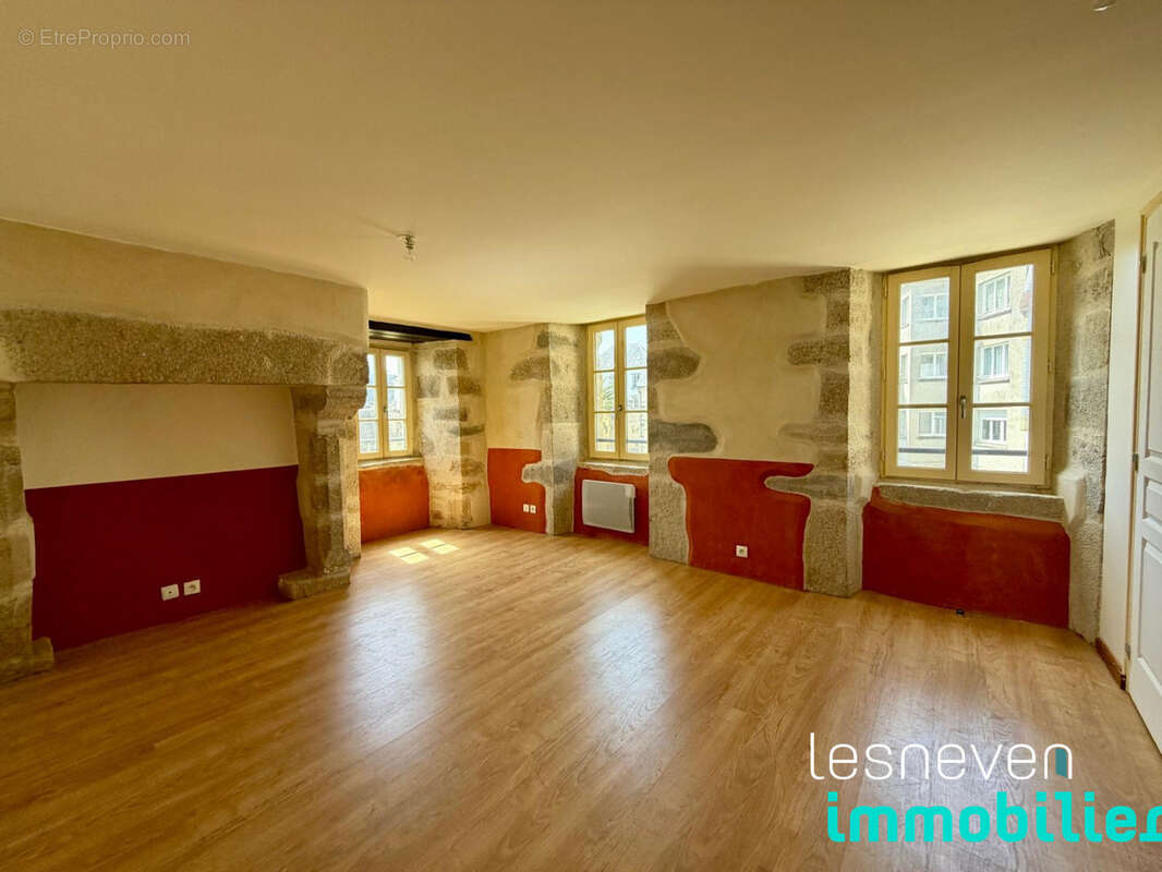 Appartement à LESNEVEN