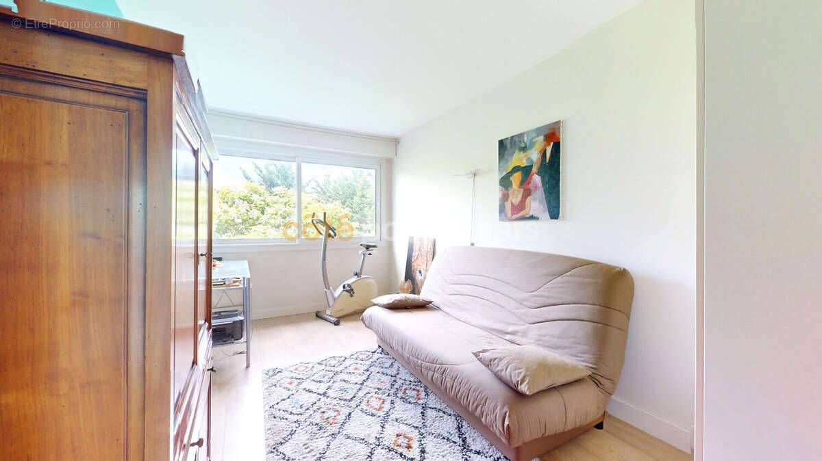 Appartement à VERRIERES-LE-BUISSON