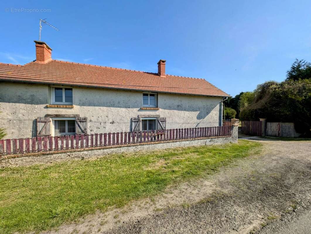 Maison à LA FERTE-GAUCHER