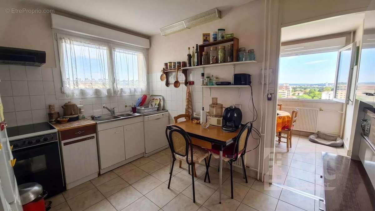 A vendre t5 + garage+cave sur grenoble - photo 4