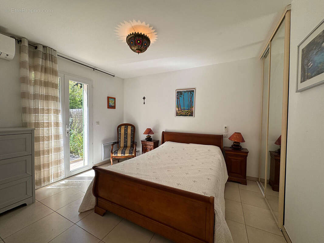 Maison Saint-cyr-sur-mer 153 m2 - photo 8