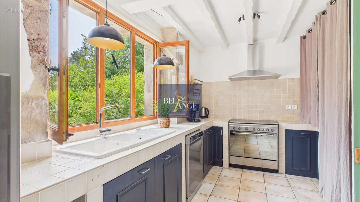 Maison à LARGENTIERE